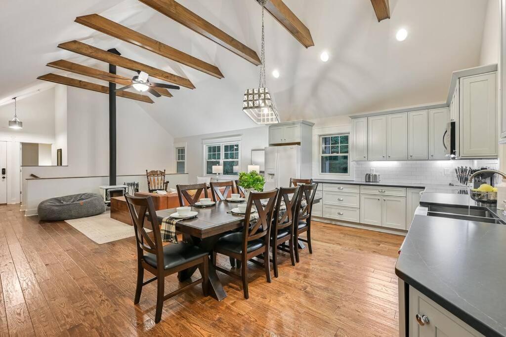 The Cove Retreat- Hot Tub/Screened Porch/Game Room Lake Lure Extérieur photo